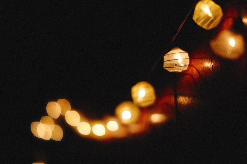 Garden Path Lantern Set